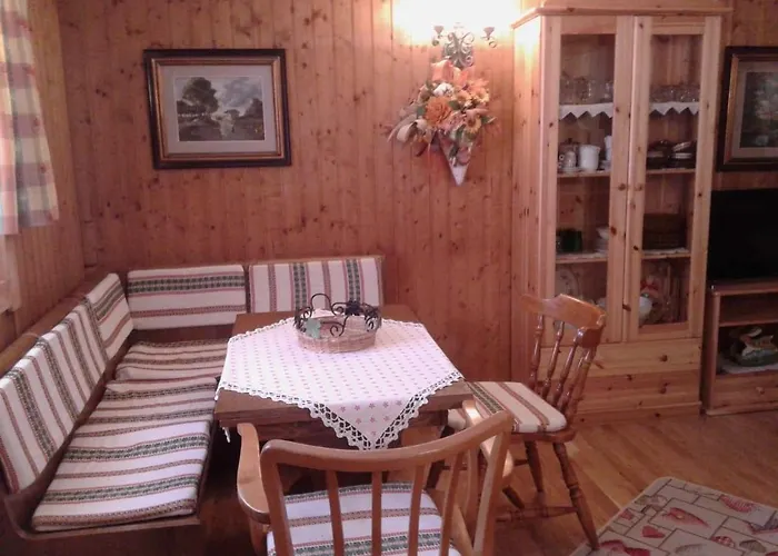 Haus Julia Апартаменты *